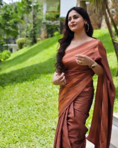Actress Sruthi Lakshmi HD Instagram Photos and Wallpapers June 2024