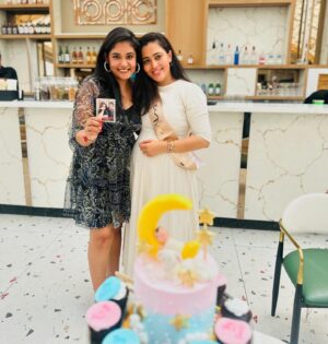 Sruthi Shanmuga Priya Instagram - This birthday of yours being really very special to me coz I got to spend it in person with you for the very first time in all these years and very specially with the baby! You are amazing and the best in everything that you are… as a great friend, best actor, caring sister, loving daughter,  lovable wife and now the best mom to be. Wishing you only the best neha 😘Hearty wishes from Silk @arvind__shekar and I & he’s already very proud of you. We love you so much 😘😘 happy birthday baby @neharamakrishna 

#birthday2024 #momtobe