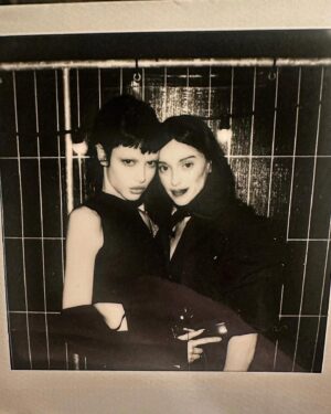 St. Vincent Instagram - BLEUROPE