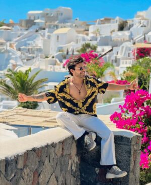 Stebin Ben Instagram - Hello from Santorini 🌞🏖️♥️