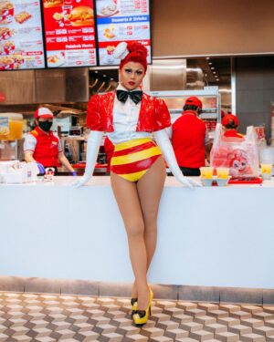 Stephanie Prince Instagram - Sir, did you order The Stephanie Prince combo 😏🍝🍗🍑 #teamstephanie #teamstephanieprince #canadasdragrace @cravecanada @canadasdragrace 

Hair @wigkarma 
Photo @vuksvision 
Outfit by YOURS TRULLY!