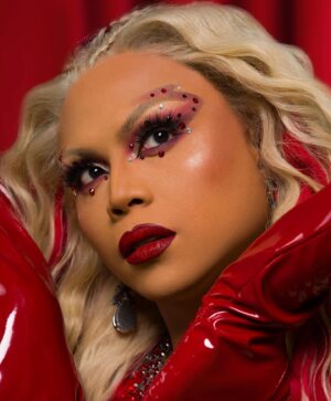 Stephanie Prince Instagram - 🌬️BLOW ME ❤️
•
Category is: AIR, BODY, LACE.
•
•
•
•
Lewk @madebymalmas 
Hair @abeiyamiraj @mirajwigs 
Jewelry @ampedaccessories
Photo @eluvieracosta @masstudiosintl 
Retouch @rafebone @juan_castillo_videos 
#canadasdragrace #canadavstheworld