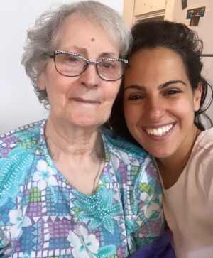 Stephanie Siriwardhana Instagram - My Meme ❤️ My second mum and the best life coach and advisor ever 🥰  God bless all our precious grandparents! 🙏🏽❤️
.
#meme #grandparents #grandma #grandmother #love #unconditionallove #blessed #grateful #secondmum #happy