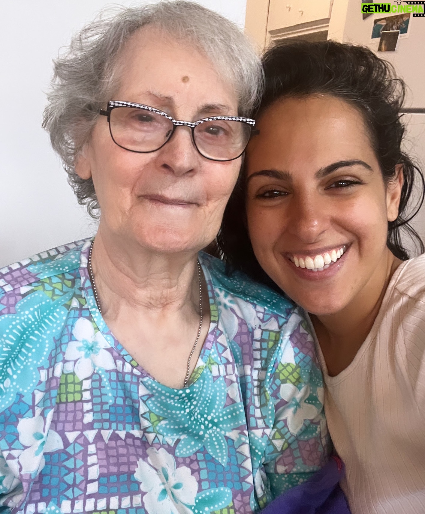 Stephanie Siriwardhana - 1.4K Likes - My Meme ❤️ My second mum and the best life coach and advisor ever 🥰 God bless all our precious grandparents! 🙏🏽❤️
.
#meme #grandparents #grandma #grandmother #love #unconditionallove #blessed #grateful #secondmum #happy