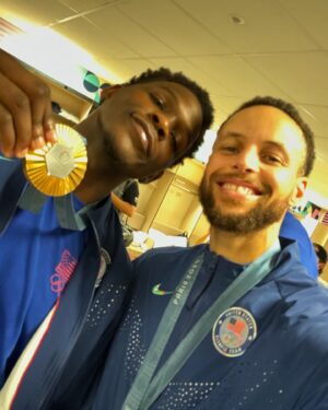 Stephen Curry Instagram - Avengers Unite! 🥇