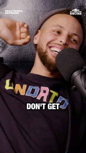 Stephen Jackson Instagram - Steph wasn’t ready for Stak’s unofficial media training 😂

Episode 13 with Stephen Curry is available on @allthesmoke.productions YouTube!