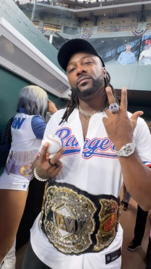 Stephon Strickland Instagram - After today’s historic #AEW announcement, #AEW World Champion Swerve Strickland threw out the first pitch at tonight’s Texas Rangers game at Globe Life Field, with TBS Champion Mercedes Moné and former TNT Champion Darby Allin!