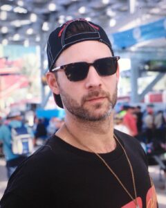 Steve Lund Most Liked Photos and Posts