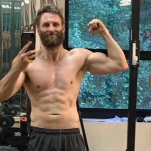 Steven Cree Instagram - Terribly vain post here I apologise but now that @adiscoveryofwitchestv is out I wanted to give huge credit to @nuuperformance for helping me get in shape for this role.  About 4 months of serious training and healthy eating which Matt was instrumental in helping me with. The finest trainer in Wales surely and an absolute legend of a guy to boot. Now training the actors on @disney ‘s Willow, he’s the man. Actors wanting to get in shape for a job or to be with you on a job, give him a shout. A great housemate as well! 
A shout out also to big @geoffclementpt who kick started me on this road to chocolate deprivation and extreme vanity. Based in London and blessed with incredibly thick hair and arms, working out of @purefitnessshoreditch . 💪 
Disclaimer: I do not look anything like this now. 
@skytv @bad_wolf_tv @disneyplus @shudder @amcplus @sundancenow #Gallowglass #forgiveme