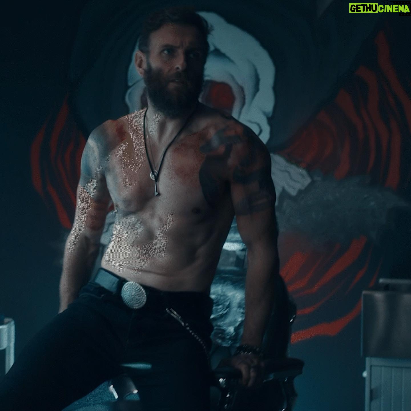 Steven Cree - 6.1K Likes - 2 days to go…. @adiscoveryofwitchestv #Gallowglass #tattoo #trailer @skytv @bad_wolf_tv Huge thanks to the main man @nuuperformance for helping me get into shape and for being there the whole painful healthy eating way.