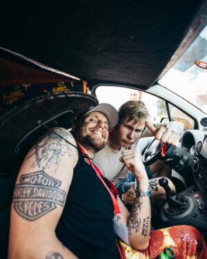 Stian Thorbjørnsen Instagram - Den ene dagen om sommeren jeg får tida til å leve ut festivallivet på ordentlig❤️ Er faktisk en helt egen stemning nede på Treungen! Peak rølp!