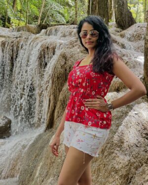 Subiksha Instagram - Vacay on vacation mode activated 🫶❤️
🤍🩵💙❣️❣️❣️

#vacay #vacationmode #thailand #watercolors #waterfall #loveyourlife #lifeisbeautiful #sk #subikshakrishnan