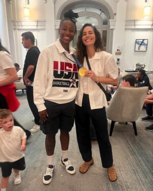 Sue Bird Instagram - SHE A FAN SHE A FAN SHE A FAN(antic)