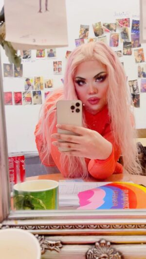 Sum Ting Wong Instagram - Just a hun doing hun things ✨