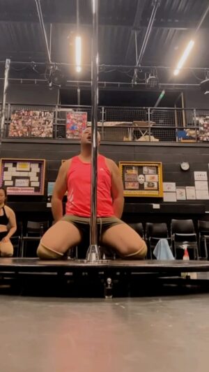 Sum Ting Wong Instagram - Back on my silly little pole after a few weeks recovering from hoopla 🥵😮‍💨 @readingpolearts coming in with the bops haha xx