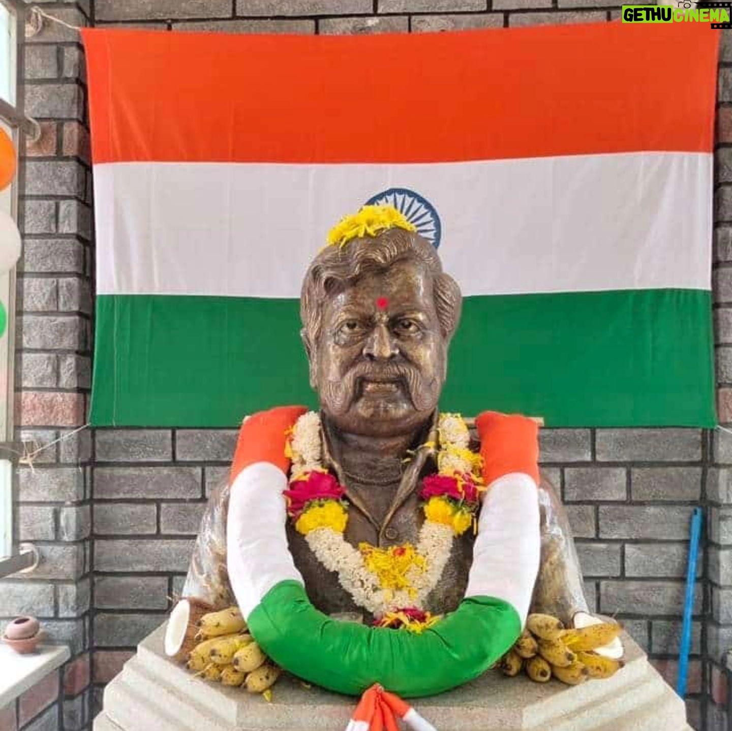 Sumalatha - 10.4K Likes - ಸಮಸ್ತ ಜನತೆಗೆ ಸ್ವಾತಂತ್ರ್ಯ ದಿನಾಚರಣೆಯ ಶುಭಾಶಯಗಳು.
Happy #IndependenceDay to all!
As the tricolour waves in our hearts, we are reminded of the bravery and determination of our freedom fighters, who laid the strong foundation of our nation with their sacrifices. Let’s come together to build a prosperous and developed India by 2047. 🇮🇳
#IndependenceDay2024 #viksitbharat2047
#rebelstarambareesh
#DrRajKumar #DrVishnuvardhan #DrAmbareesh