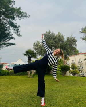 Sümeyye Aydoğan Instagram - 🕺🏼🌴😍❣️🌞🐶