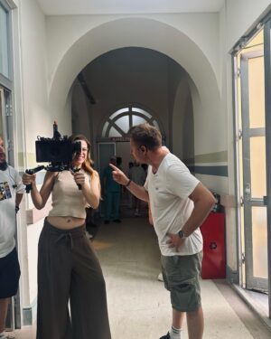 Sümeyye Aydoğan Instagram - Son kez ve İYİ Kİ! @gaddartvresmi Bu yolculukta yanımda olan ekibime, herkese sonsuz teşekkürler ❤️