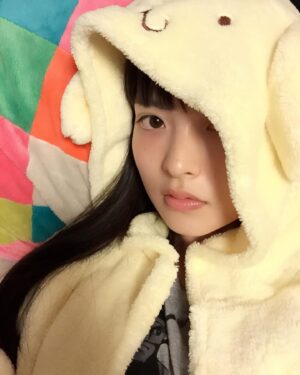 Sumire Uesaka Instagram - もくようび〜！
そしてこんにちは8月〜！！
皆さま、すこやかにお過ごしですか？

ついに…インスタグラムの投稿が1000になりました！
1000ｷﾀ━━━━(ﾟ∀ﾟ)━━━━!!
あらためまして、私の日記のごときアカウントをいつも見てくださって、ありがとうございます！いいねやコメントもとてもうれしく見ておりますよ！

昨日エックスで何となく何を載せようか募ってみたのですが、なつかし系のお写真を引っ張りだしてみることにしました！なつかしーい！
この頃はそれほどお写真を撮ってなかったのですが、いやあ撮っておくべきですね…！想い出いろいろです！

ということで、これからものんびりまったり更新ではありますが、仲良くしてくれたらとてもうれしいのですよ！
よろしくお願いしますねっ(*´∀｀*)

それでは皆さま、本日もすこやかにまいりましょう〜！
夜はなおぼうの生放送におじゃましますよ！！楽しみ〜！

#上坂すみれ