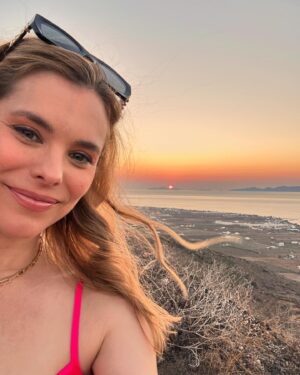 Susie Abromeit Instagram - 💖💖💖😎🇬🇷