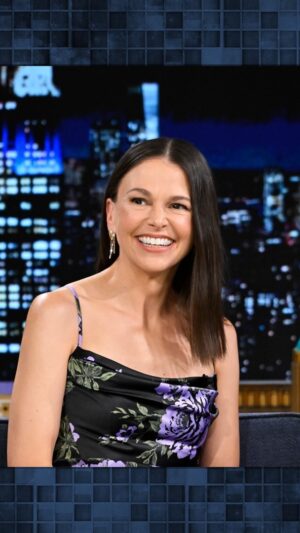 Sutton Foster Instagram - @suttonlenore’s first role as Annie landed her a TV interview at only 10 years old! #FallonTonight