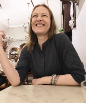 Suzanne Bernert Instagram - Stepping out in style in a beautiful Maxi Dress gifted by #untungindia.
Locations are Bikaner House, Diggin and L'opera in Delhi. It was super hot and I felt classy and relaxed in my grey cotton dress with a Mandarin collar and a slit on one side, buttons and drawstring. Most compliments I got for the print at the bottom of the dress. 
Shoes by #elizabethy and pics by @arjunhardas 
.
.
.
#greydress #arjunhardas #suzannebernert #happytraveller #delhidiaries❤ #alwaysstylish
