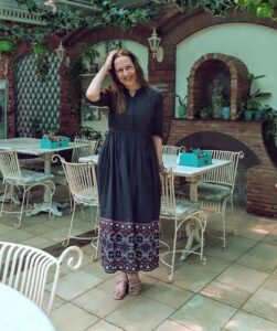 Actress Suzanne Bernert HD Instagram Photos and Wallpapers August 2024