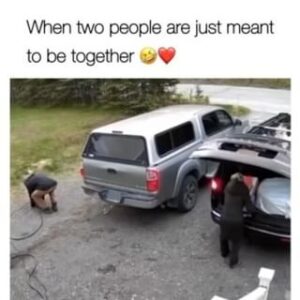 Suzette Bacó Instagram - Almas gemelas…😂😂😂

Lo importante es siempre reírse!! ♥️ 🥰 

¡Vive éste día al máximo! ☺️