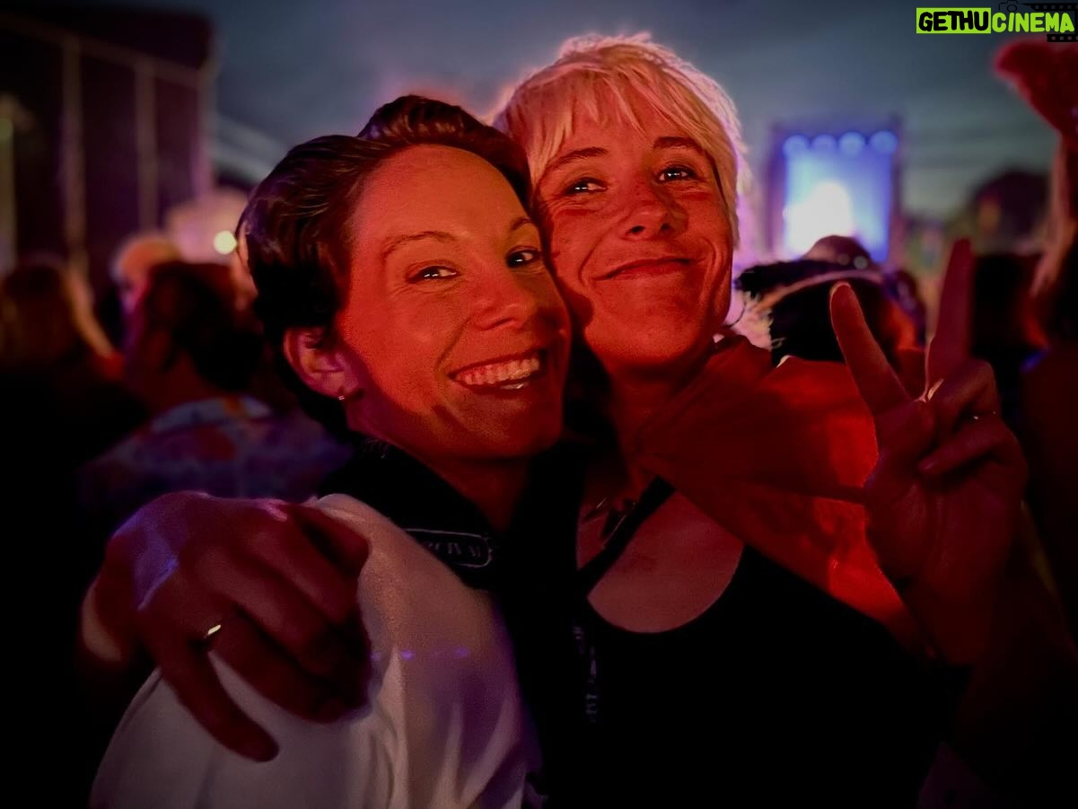 Suzi Ruffell - 4.1K Likes - A wonderful time at Brighton Pride with my best girls.
Yes we did get matching rainbow tattoos.
🌈