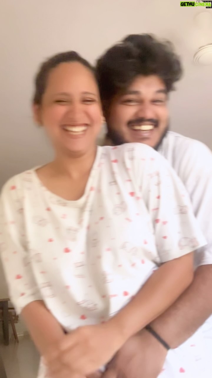 Swanandi Tikekar - 24.8K Likes - The rehearsal was soooo bad that we did not even attempt a final take!!! 😂😂
#trending #bloopers #reels #instagram #swananditikekar #ashishkulkarni #anandi
