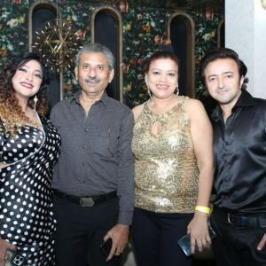 Sweety Chhabra Instagram - Thank you dosto , with your blessings and support the teaser of my four songs has been launched, I will release all the songs soon, and heartfelt thanks to all my respected guests for coming.❤️🙏

And Special thanks to my entire hard working team✌️🫰🤟🫶