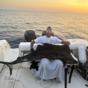 Swizz Beatz Instagram - Fishing is Saudi was wowwwwwww!!!!! 🇸🇦 
Can’t lie I was nervous pulling that sail fish up😮‍💨

This was a full arms workout 😮‍💨

What was your best catch ?
Where was your best location to fish? 

Oh and I love @albaik 😂😂😂😂😂
