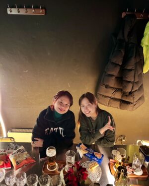 Sylvia Kim Instagram - happy belated birthday bolang🩷🩷🩷more years to come both in korea and philippines 🇵🇭🇰🇷
#sylmoy