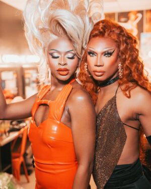 Symone Instagram - II Hands II Heaven 🙌🏾 #sugartankla #tbt