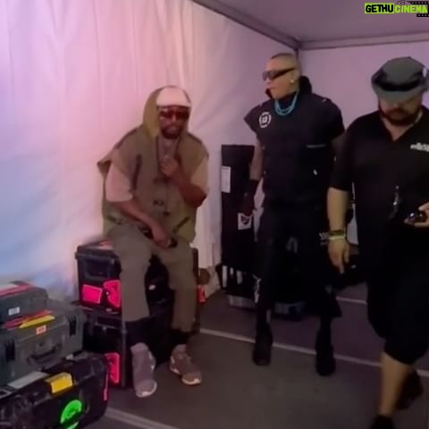 Taboo - 1.7K Likes - Been going into battle with my brothers since day 1 , before every show we always get in our zone and then hit the stage @blackeyedpeas style 🎤#95tillinfinity #bep4life #blackeyedpeas #letsgetitstarted #theintro #stageready