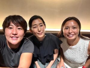 Tae Kimura Instagram - 。
オリンピックから
帰ってきた2人。

#桑井亜乃　ちゃん
#中村知春　ちゃん
#7人制ラグビー
#rugby 

どれだけのことを
乗り越えて
あの大舞台に
たったのだろう。

自分自身とも
いっぱい闘って。。

挑戦する姿は
本当に
美しかった。

私も沢山
勇気やる気を
もらったよ。

ありがとう！

引き続き
地震に
気をつけて
みなさん
過ごせますように。