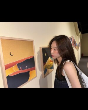 Taeyeon Instagram - 🎨