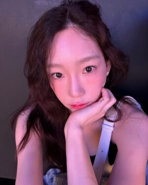 Taeyeon Instagram - 🎨