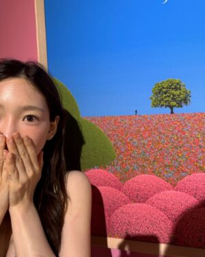 Taeyeon Instagram - 🎨
