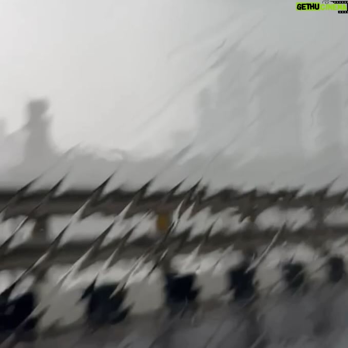 Tahir Raj Bhasin - 9.5K Likes - Monsoon streets and other cool things