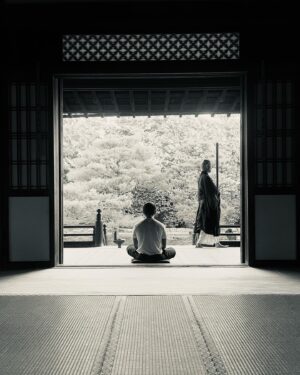 Takanori Nishikawa Instagram - 座禅
#kyoto #建仁寺 #両足院