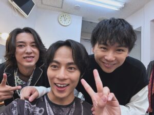 Takato Nagata Instagram - 近藤頌利 BIRTHDAY EVENT 2024～対話～
第二部お邪魔してきましたー。

いやぁ。笑った笑った😊
しょーりも30歳。これからも仲良し🙇‍♀️

健太くんにも会えたぜー。
オレのイベントみたいな写真になってるw
