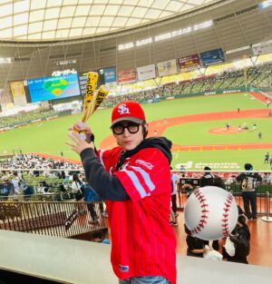 Takato Nagata Instagram - 野球観てきましたー⚾️
ホークスファイト〜！！
VIVA!!!