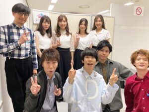 Takayuki Ogawa Instagram - 素敵なゲストメンバーの方々と
ミュージックステーションありがとうございました！

おっさんずラブチームの皆様にも心の底から感謝です！

#sumika 
#願い
#おっさんずラブinthesky