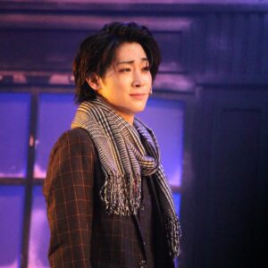 Takemoto Yusuke Instagram - ミュージカル『クリスマスキャロル2023』
無事に千秋楽を迎えることができました‼️🎅🎄🤍
応援してくださった皆様ありがとうございました！！！

みんなの撮ってくれた写真使わせて頂いております🙇‍♂️
 #christmascarol
 #クリスマスキャロル2023
