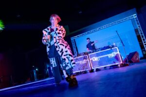 Takeru Instagram - had a great show

Alabama US

CAMERA　@evillittlejawa 
DJ @jameslandino 

#US #kamikon #武瑠