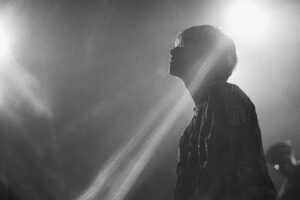 Takeru Instagram - 知り得たくなかった感情を
光に変える音のゆらめき

0215

#武瑠 #liquidroom #神激 #SHIN