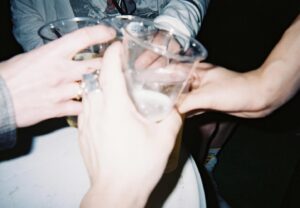 Takeru Instagram - 怠惰 feat GOMESS
#武瑠 #GOMESS #宮古島 #写ルンです