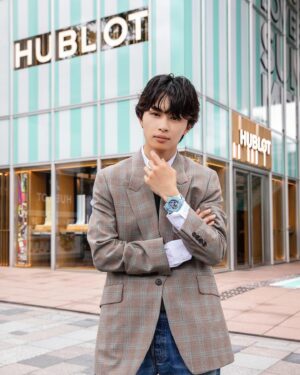 Takuya Kusakawa Instagram - 8月12日まで開催されているHUBLOT LOVES SUMMER 2024に行ってきました。今年の夏の思い出ができました。ウブロオリジナルモクテルも美味しかったです。

#Hublot #ウブロ #HublotLovesSummer #pr