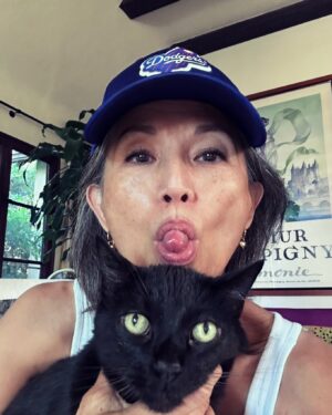 Tamlyn Tomita Instagram - Proudly a childless cat lady.
MEOW!!
99 days.
LET’S GOOOOOOOO!!!!

Https://capa21.com/aa4d